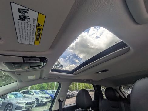 Used 2025 Hyundai Tucson SEL FWD image 21