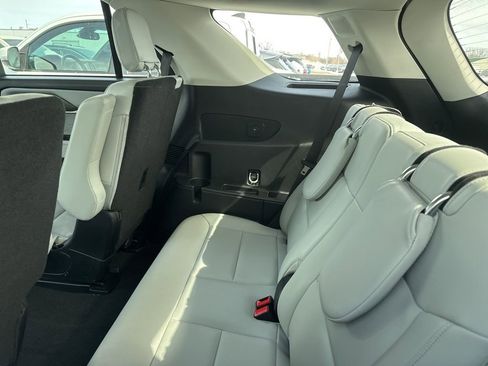 Used 2025 Ford Explorer Platinum w/ Ultimate Package image 20