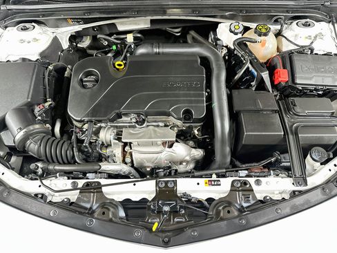 Used 2023 Chevrolet Malibu LT FWD image 28