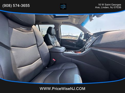 Used 2019 Cadillac Escalade ESV Premium Luxury image 19