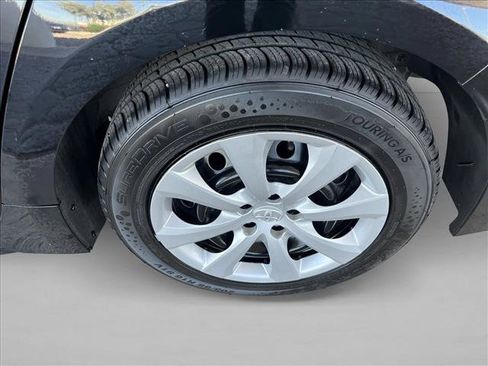 Used 2024 Toyota Corolla LE FWD image 22