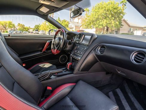 Used 2016 Nissan GT-R Black Edition AWD/4WD image 35
