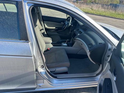 Used 2012 Honda Accord LX image 31