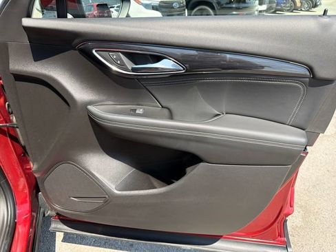 Used 2023 Buick Envision Preferred FWD image 23