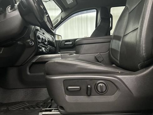 Used 2020 Chevrolet Silverado 1500 LTZ AWD/4WD image 17