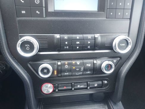 Used 2021 Ford Mustang GT RWD image 13