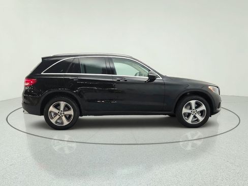 Used 2018 Mercedes-Benz GLC 300 image 4