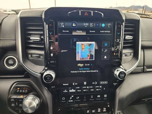 Used 2023 RAM 1500 Laramie AWD/4WD image 22