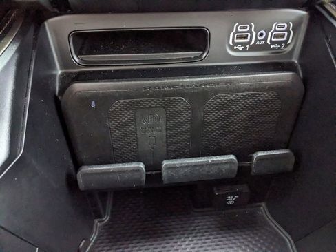 Used 2024 RAM 3500 Limited image 42