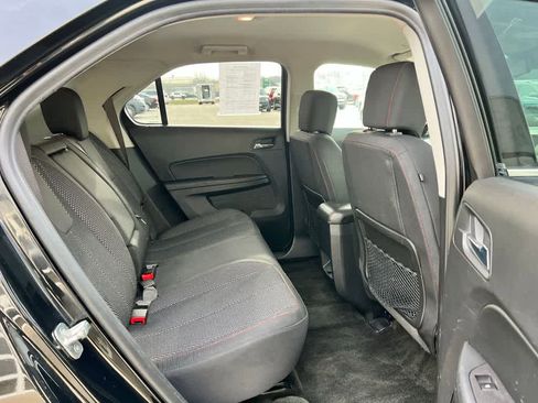 Used 2017 Chevrolet Equinox LT w/ Convenience Package image 17