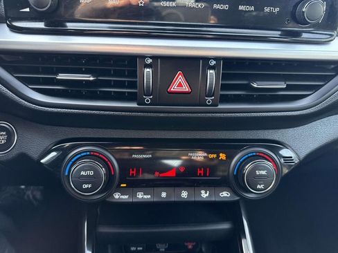 Used 2023 Kia Forte GT-Line image 23