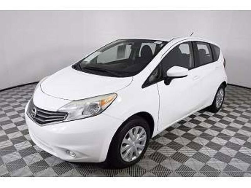 Used 2015 Nissan Versa Note SV image 1