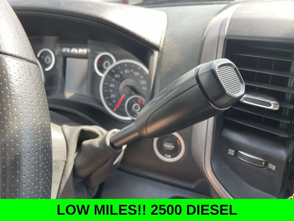 Used 2025 RAM 2500 Tradesman AWD/4WD image 17