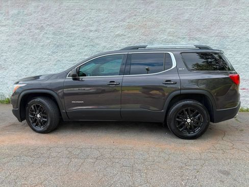 Used 2018 GMC Acadia SLT w/ LPO, Floor Liner Package FWD image 5
