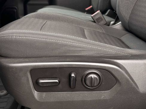 Used 2020 Chevrolet Silverado 1500 LT image 14