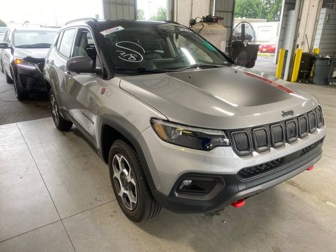 Used 2022 Jeep Compass Trailhawk w/ Trailhawk Elite Group AWD/4WD image 1
