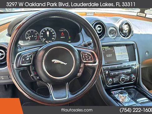 Used 2016 Jaguar XJ AWD/4WD image 49