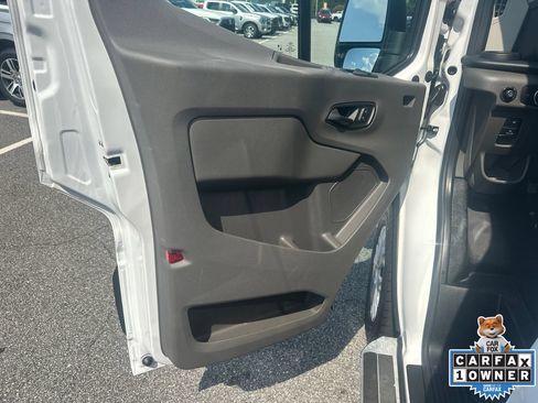 Used 2025 Ford Transit 250 Low Roof w/ Exterior Upgrade Package RWD image 10