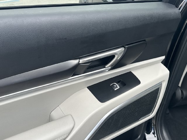 Used 2023 Kia Telluride S AWD/4WD image 12