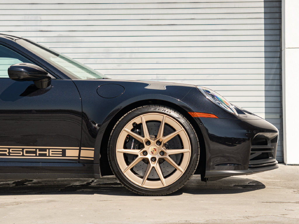 Certified 2025 Porsche 911 Carrera S RWD image 27