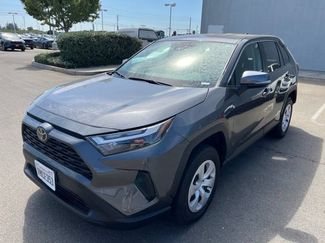 Used 2024 Toyota RAV4 LE AWD/4WD video 1