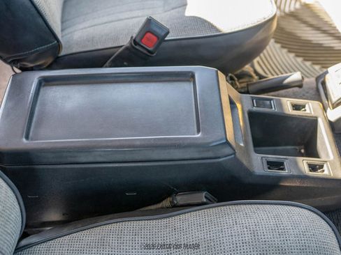 Used 1989 Toyota Land Cruiser AWD/4WD image 37