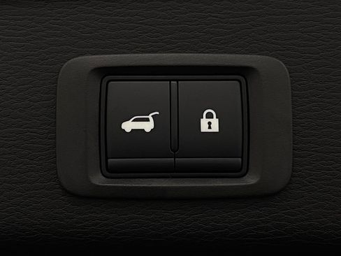 New 2025 Mitsubishi Outlander SEL image 6