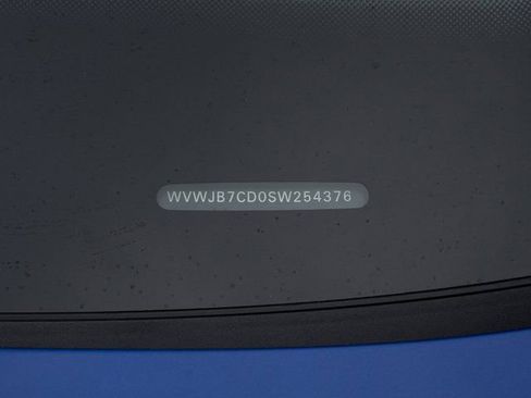 Certified 2025 Volkswagen Golf 2.0T image 31