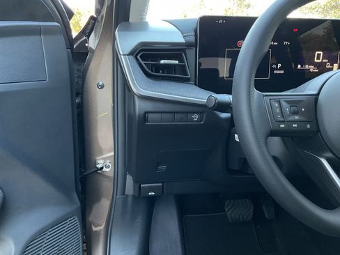 New 2026 Nissan Kicks SV image 24