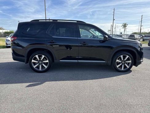 Used 2023 Honda Pilot Elite image 10