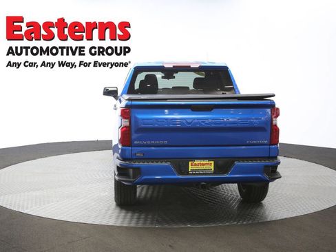 Used 2022 Chevrolet Silverado 1500 Custom image 35
