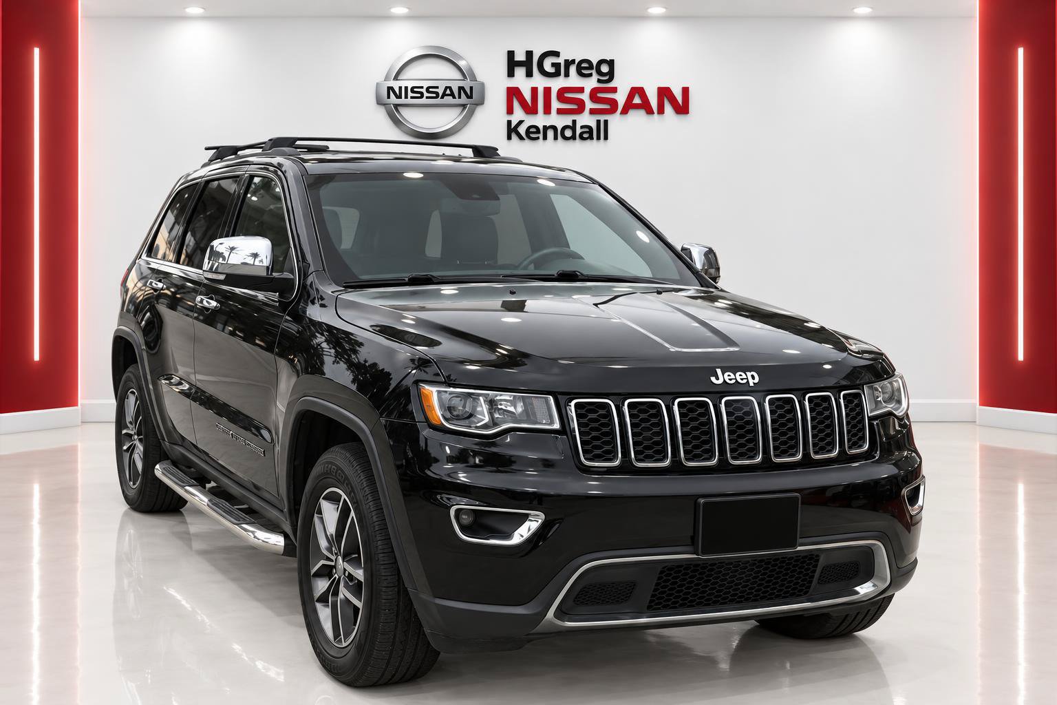 Used 2018 Jeep Grand Cherokee Limited AWD/4WD image 4