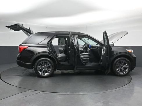 Certified 2024 Ford Explorer XLT w/ Equipment Group 202A AWD/4WD image 62