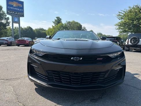 Used 2020 Chevrolet Camaro SS RWD image 3