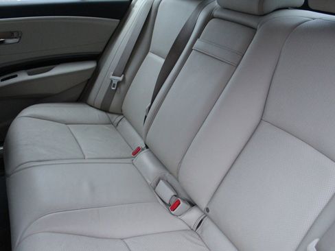 Used 2015 Acura RLX w/ Technology Package image 13