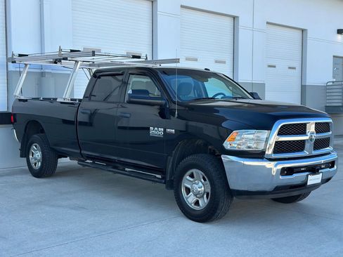 Used 2014 RAM 2500 Tradesman w/ Chrome Appearance Group AWD/4WD image 7