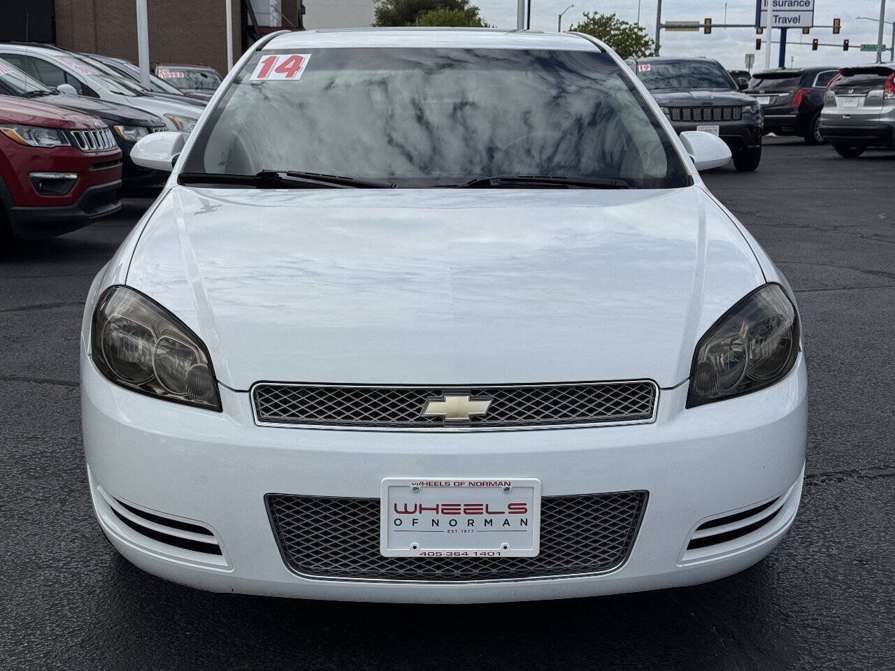 Used 2014 Chevrolet Impala LT w/ LT Sunroof Package FWD image 2