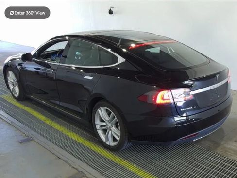 Used 2015 Tesla Model S 70D AWD/4WD image 3