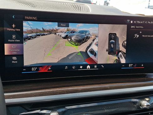 Used 2026 BMW X7 xDrive40i image 16