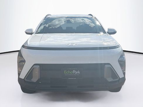 Used 2024 Hyundai Kona SEL w/ Convenience Package AWD/4WD image 2