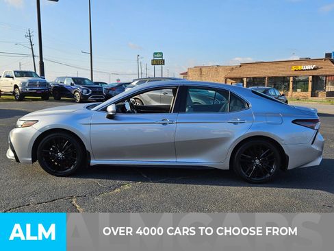 Used 2023 Toyota Camry XSE image 3