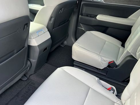 New 2026 Hyundai Santa Fe Calligraphy image 10