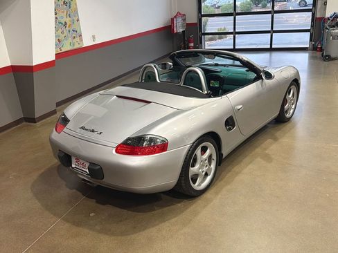 Used 2001 Porsche Boxster S RWD image 78