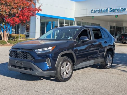 Used 2024 Toyota RAV4 XLE image 4