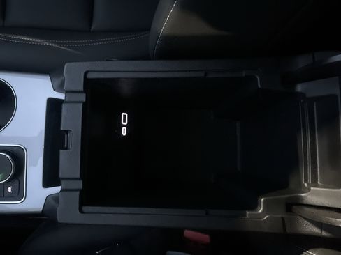 Used 2024 Chevrolet Blazer LT w/ Sound & Technology Package image 32