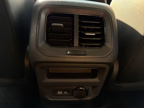 Used 2025 Ford Escape ST-Line Select AWD/4WD image 25