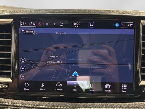 Used 2023 Chrysler Pacifica Limited FWD image 32