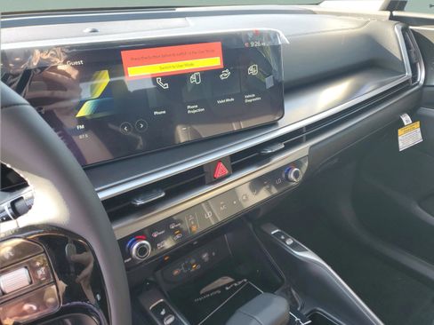 New 2026 Kia Sorento S FWD image 17