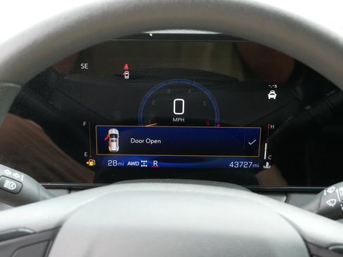 Used 2025 Chevrolet TrailBlazer LT AWD/4WD image 20