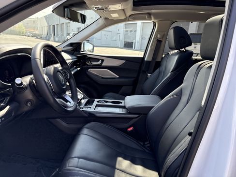 Used 2026 Acura MDX FWD w/ Technology Package image 17